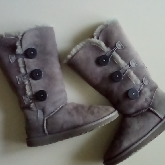 UGG Bailey button triplet 11 boor - Picture 1 of 12